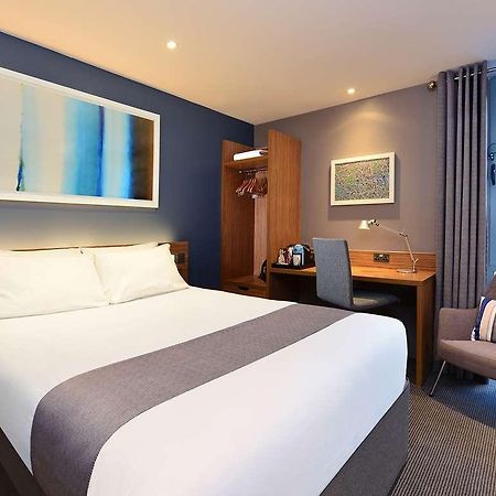 Travelodge London Central Bank Pokój zdjęcie