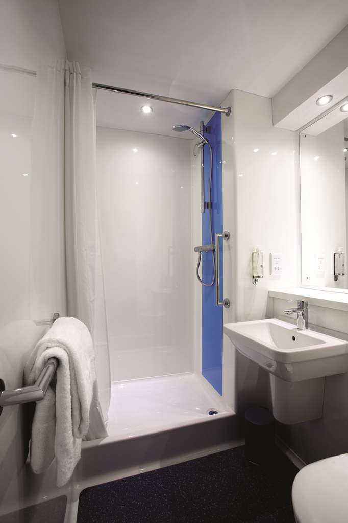 Travelodge London Central Bank Pokój zdjęcie